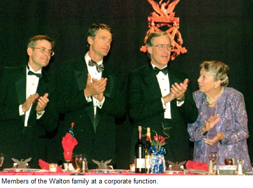 Graph for America's top 10 families crack $US500bn in wealth